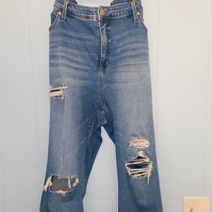 Straight Plus Jeans